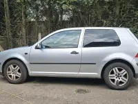 Gebraucht VW Golf IV 75 PS (55 kW) 2002 Grau Kleinwagen