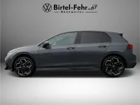 Neu VW Golf VIII R-line 150 PS (110 kW) 2026 Delfingrau metallic Limousine