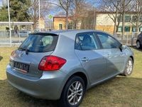 Gebraucht Toyota Auris Team 97 PS (71 kW) 2008 Silber Kleinwagen
