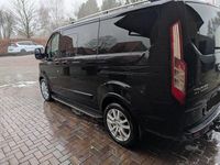 Gebraucht Ford Tourneo 185 PS (136 kW) 2020 Schwarz Van / Kleinbus