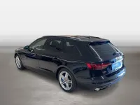 Gebraucht Audi A4 Basis 163 PS (119 kW) 2023 Brillantschwarz Kombi