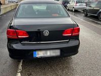 Gebraucht VW Passat 122 PS (89 kW) 2012 Schwarz Limousine