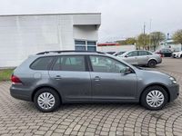 Gebraucht VW Golf VI Match 105 PS (77 kW) 2013 Grau Kleinwagen