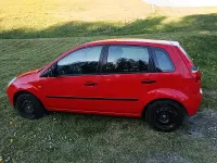 Second-hand Ford Fiesta 59 CP (43 kW) 2005 Roșu Hatchback
