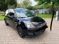 Używany Ford Fiesta 85 KM (62 kW) 2006 Czarny Hatchback
