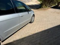 Używany Ford Galaxy 140 KM (102 kW) 2013 Srebrny Minivan