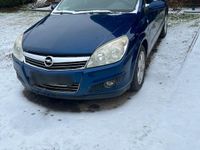 Gebraucht Opel Astra 105 PS (77 kW) 2007 Blau Kombi