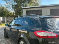 Gebraucht Ford Mondeo 126 PS (92 kW) 2011 Schwarz Kombi