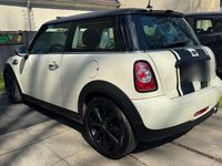 Second-hand Mini ONE 98 CP (72 kW) 2011 Alb Hatchback