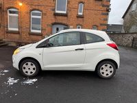 Gebraucht Ford Ka 69 PS (50 kW) 2010 Weiß Kleinwagen