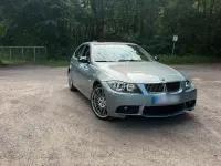 Gebraucht BMW 325 218 PS (160 kW) 2008 Grau Limousine