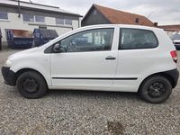 Gebraucht VW Fox 54 PS (39 kW) 2010 Weiß Kleinwagen