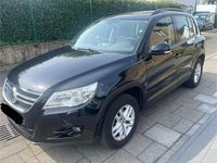 Second-hand VW Tiguan Freestyle 122 CP (89 kW) 2011 Negru SUV