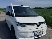 Gebraucht VW Multivan Life 150 PS (110 kW) 2023 Weiß Van / Kleinbus