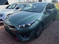 Gebraucht Kia Ceed GT GT 204 PS (150 kW) 2023 Experience green met. Limousine