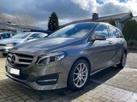 gebraucht Mercedes B180 B-KlasseUrban AHK*NAVI*LED*PARKASSIST*LMF