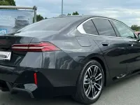Gebraucht BMW 520 M Sport 197 PS (144 kW) 2024 Schwarz Limousine