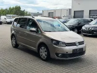 Gebraucht VW Touran Comfortline 105 PS (77 kW) 2012 Beige Van / Kleinbus
