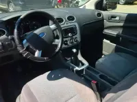 Gebraucht Ford Focus 100 PS (73 kW) 2007 Blau Kleinwagen