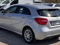 Gebraucht Mercedes A200 156 PS (114 kW) 2012 Silber Limousine