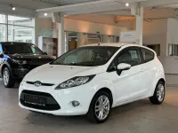 Gebraucht Ford Fiesta 60 PS (44 kW) 2012 Weiß Kleinwagen
