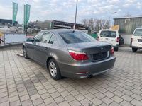 Gebraucht BMW 523 190 PS (139 kW) 2007 Grau Limousine