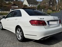 Gebraucht Mercedes E250 204 PS (150 kW) 2014 Silber Limousine