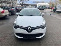 Gebraucht Renault Clio GrandTour Expression 73 PS (53 kW) 2014 Gletscherweiss Kombi