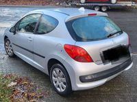 gebraucht Peugeot 207 90 Filou