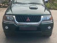 Gebraucht Mitsubishi Pajero 115 PS (84 kW) 2002 Grün SUV