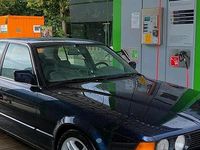Second-hand BMW 730 188 CP (138 kW) 1993 Albastru Berlinǎ