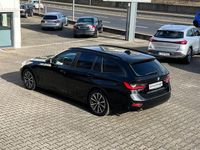 Gebraucht BMW 330e 184 PS (135 kW) 2021 Schwarz Limousine