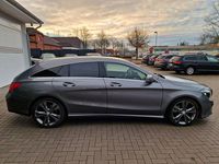 Gebraucht Mercedes CLA220 177 PS (130 kW) 2017 Grau Limousine