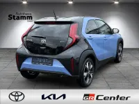Neu Toyota Aygo X 116 PS (85 kW) 2026 Violett SUV