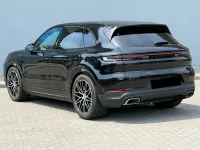 Gebraucht Porsche Cayenne 354 PS (260 kW) 2024 Schwarz SUV