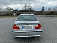 Gebraucht BMW 320 170 PS (125 kW) 2003 Silber Limousine
