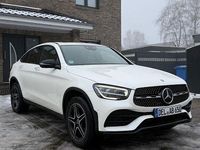 Gebraucht Mercedes GLC300e 333 PS (244 kW) 2024 Weiß Coupé