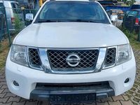 Gebraucht Nissan Navara 231 PS (169 kW) 2014 Weiß Abholung