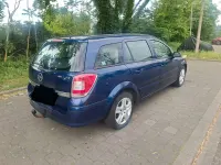 Używany Opel Astra Edition 90 KM (66 kW) 2009 Niebieski Kombi