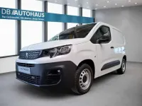 Gebraucht Peugeot Partner Premium 131 PS (96 kW) 2022 Weiß Van / Kleinbus