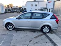 Gebraucht Kia Ceed 109 PS (80 kW) 2007 Grau Kleinwagen