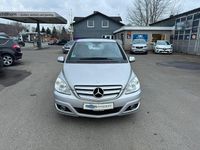 Gebraucht Mercedes B200 140 PS (102 kW) 2009 Silber Van / Kleinbus