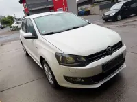 Gebraucht VW Polo Life 69 PS (50 kW) 2014 Weiß Kleinwagen