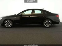 Gebraucht Audi A4 S-Line 204 PS (150 kW) 2023 Mythosschwarz metallic Limousine