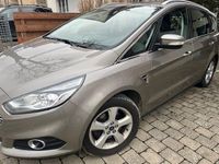 Gebraucht Ford S-MAX Trend 179 PS (131 kW) 2016 Silber Van / Kleinbus