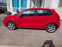 Gebraucht VW Polo 90 PS (66 kW) 2015 Rot Limousine