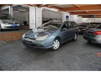Gebraucht Citroën C5 Tendance 109 PS (80 kW) 2006 Lackierung eisengrau/lackieru (metallic) Kombi