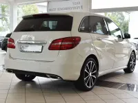 Gebraucht Mercedes B220 Night 184 PS (135 kW) 2017 Weiß Kleinwagen
