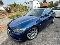 Gebraucht BMW 320 135 PS (99 kW) 2012 Blau Cabrio