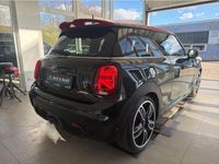 Gebraucht Mini Cooper 231 PS (169 kW) 2019 Rebel green Kleinwagen